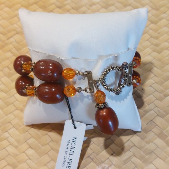 VINTAGE Women's Brown Wood/Plastic Beads w/Brass Separators & Larait Closure - Picture 4 of 13